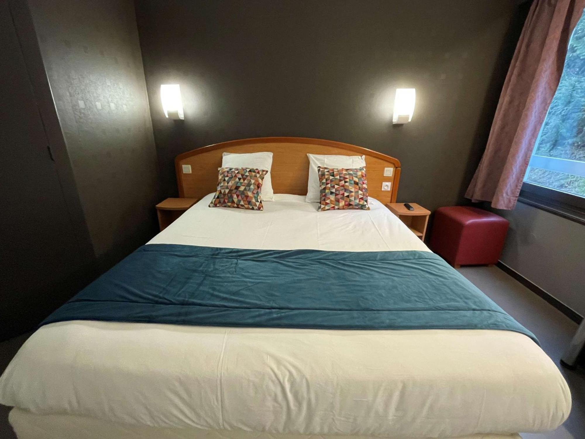 Brit Hotel Besancon l'Horloge Bagian luar foto